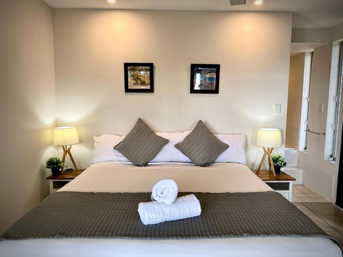 Rainbow Ocean Palms Resort Рейнбоу-Біч Номер фото